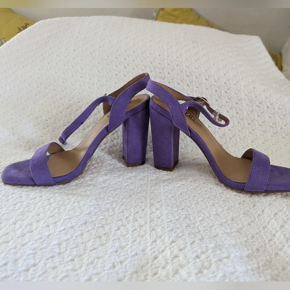 Chunky purple heels - Picture 3 of 8